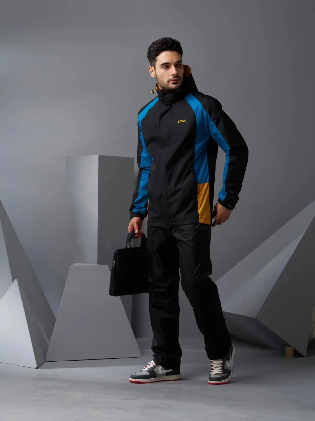Black Premium Rainsuit - Image 4